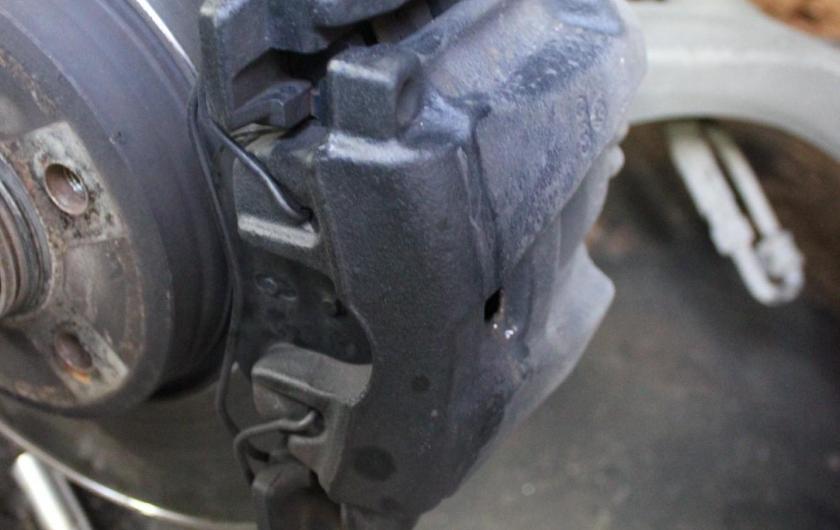 суппорт на тормозном диске