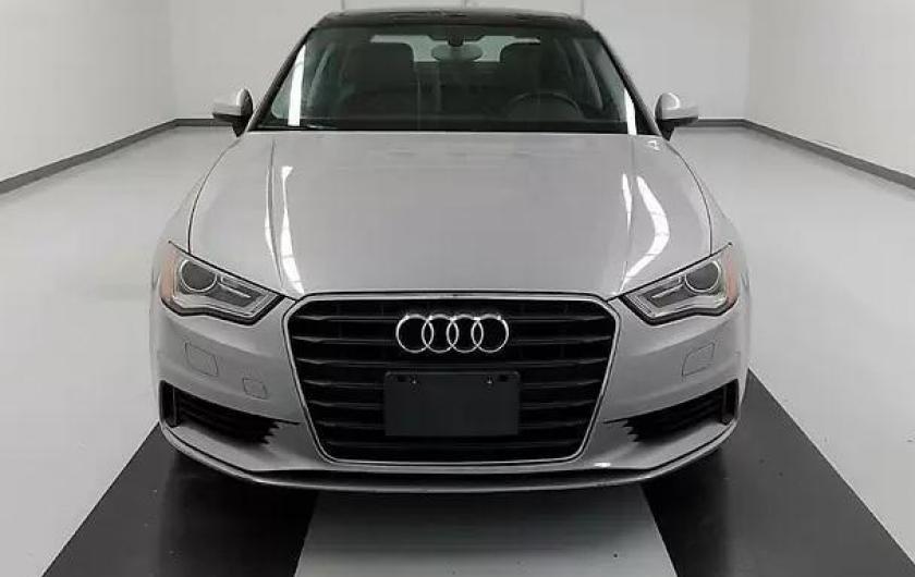 Ауди спереди