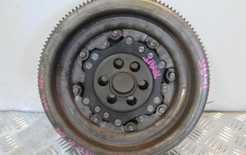 маховик двухмассовый