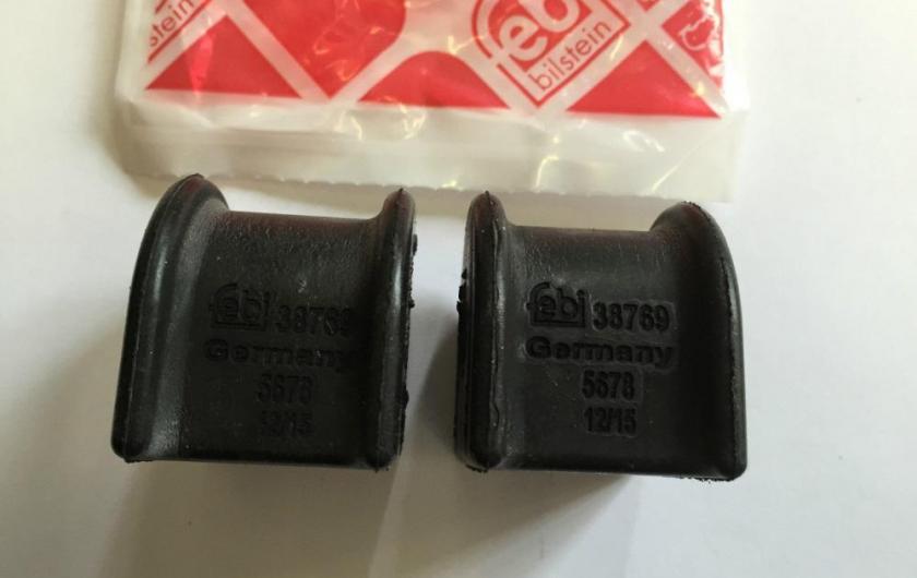 новые сайлентблоки ВАГ