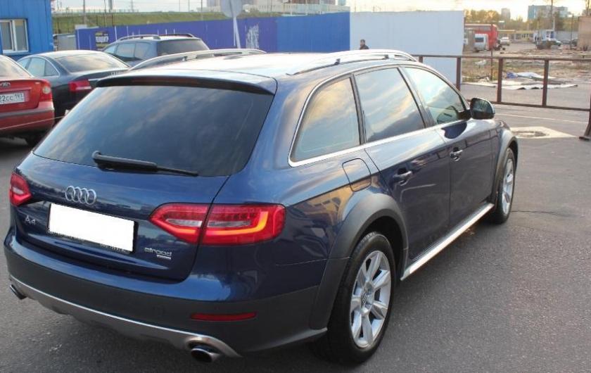 А4 Олроуд сзади