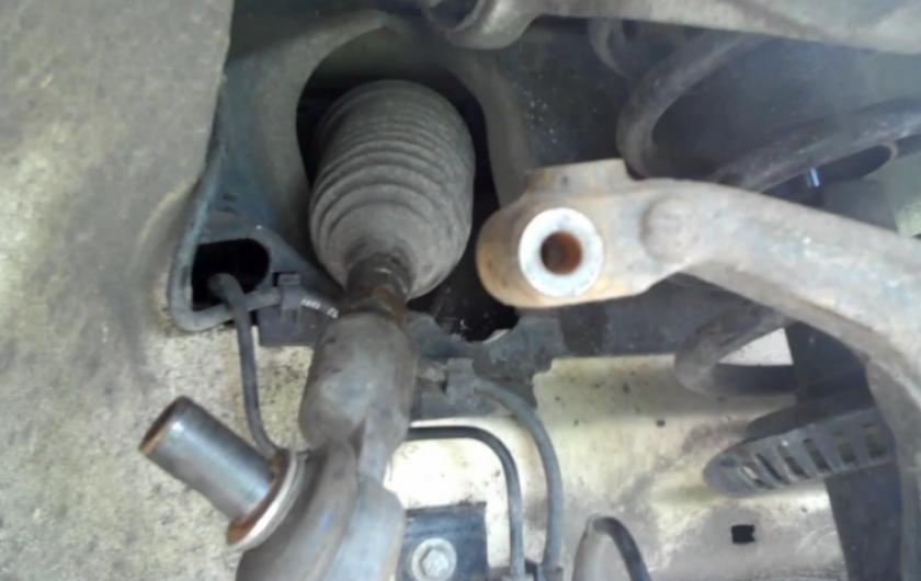 рулевая тяга на Ауди