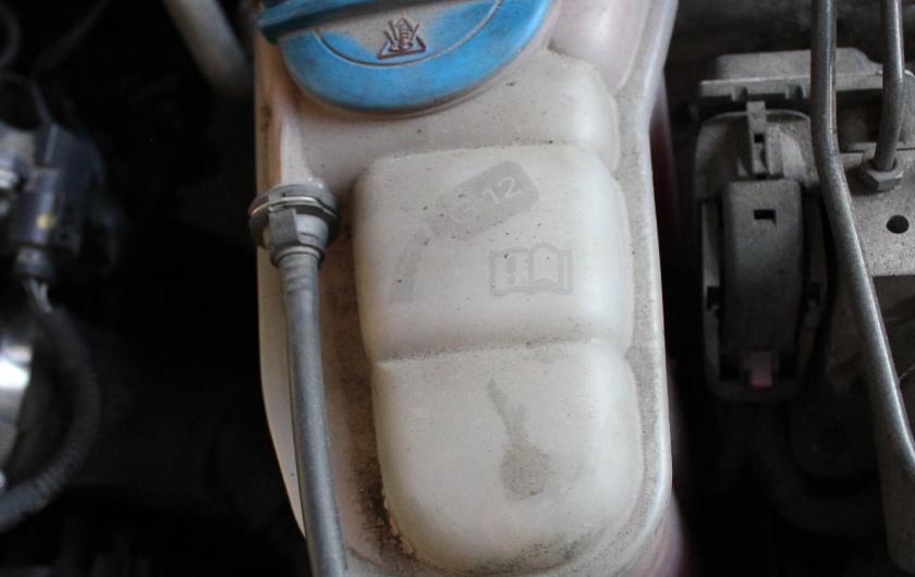 расширительный бачек на А4