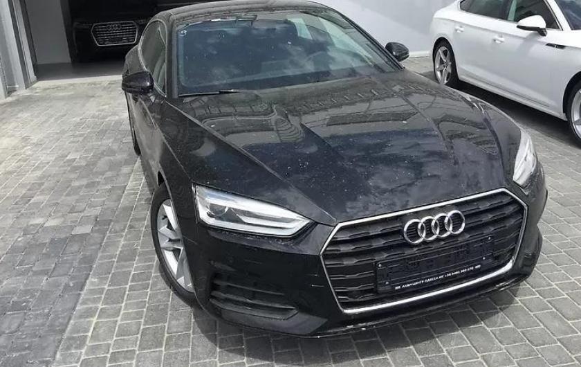 Ауди А5 спереди