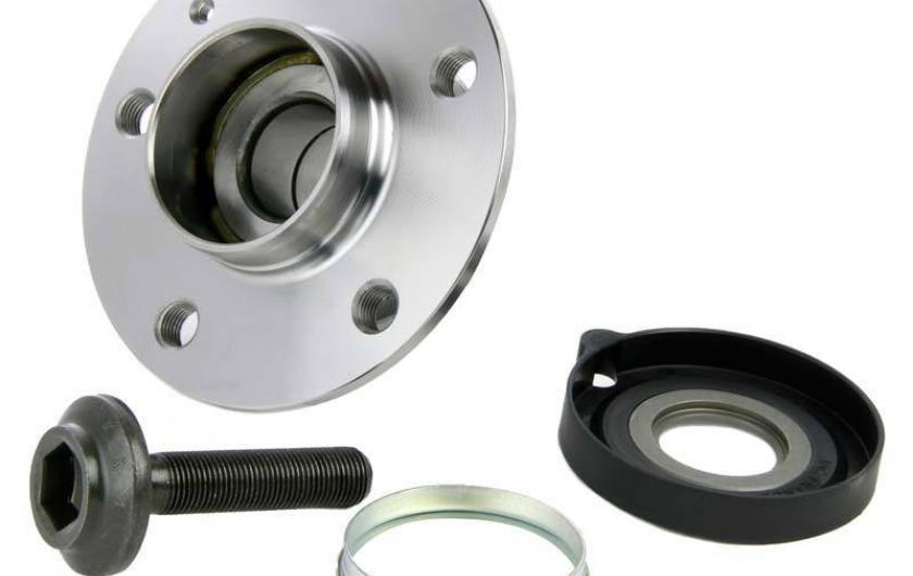 ступица на белом фоне