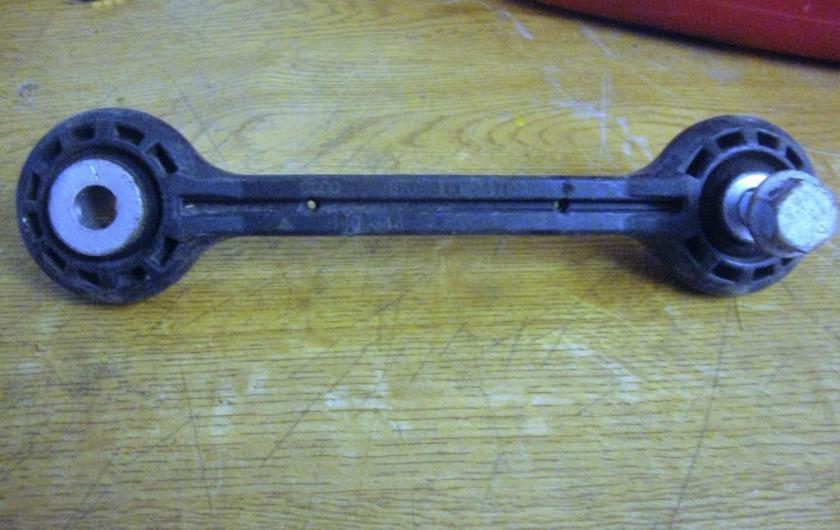 стойка стабилизатора на Ауди