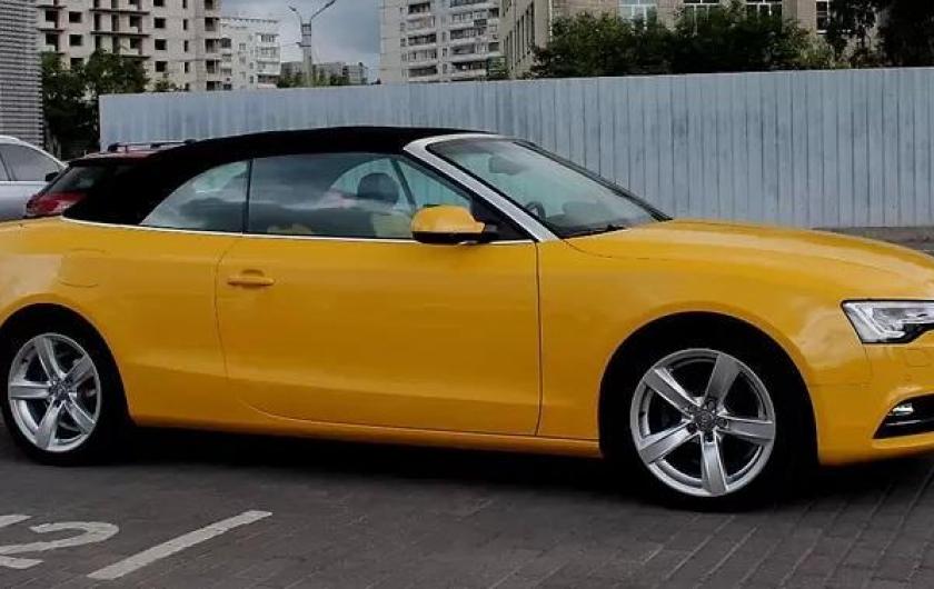 желтый кабриолет А5