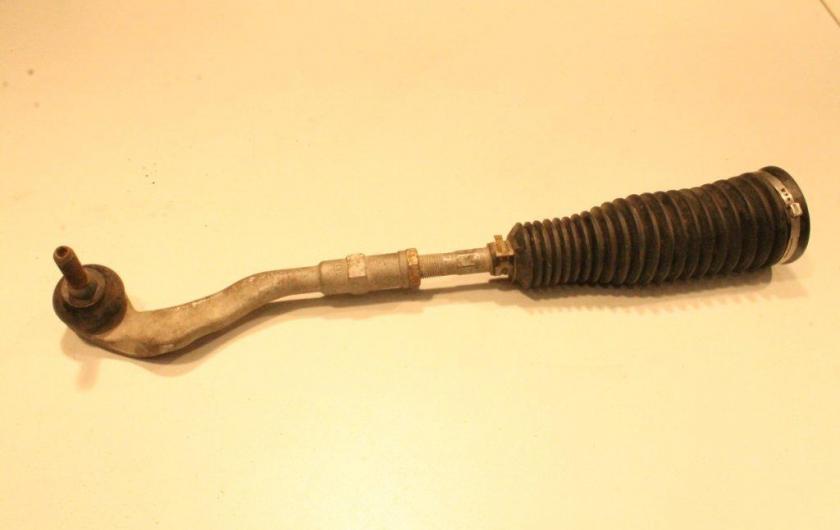 рулевая тяга с пыльником