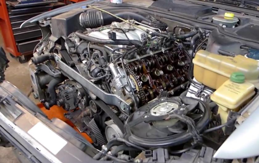 мотор Ауди 4.2