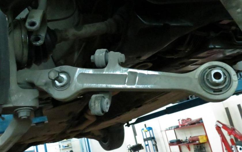 рычаг подвески на А6