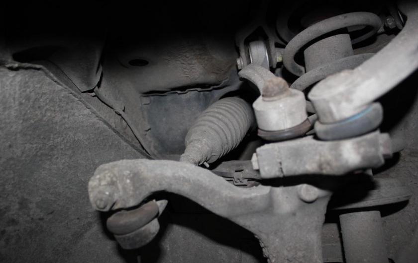 рулевая тяга и рычаги на А6