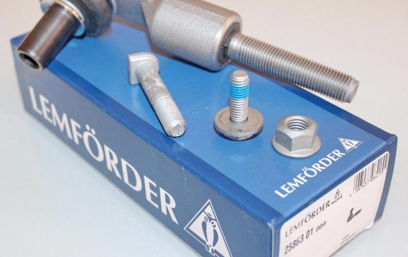 рулевой наконечник на коробке