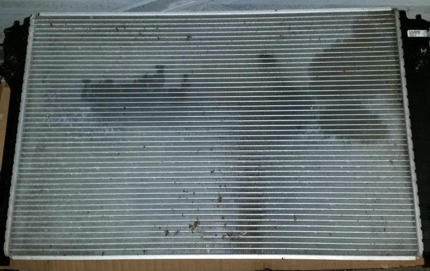 радиатор охлаждения двигателя