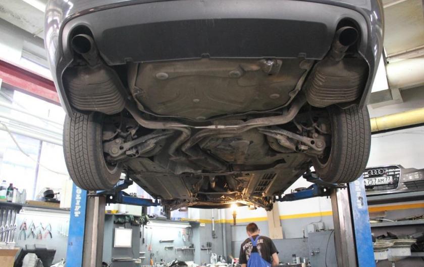 А6 снизу на подъемнике