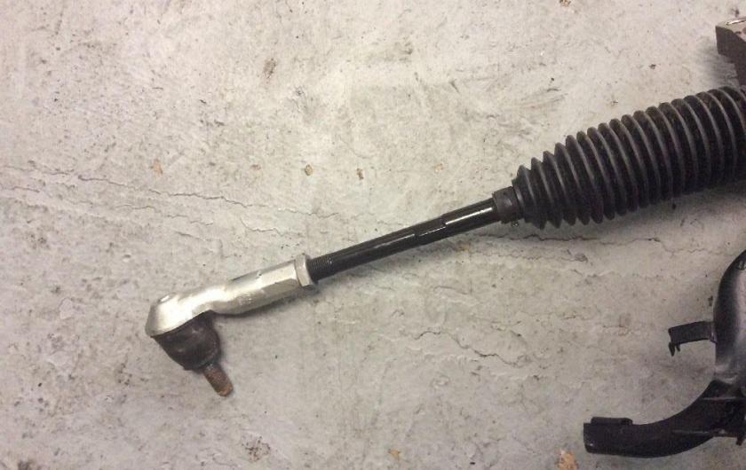 рулевая тяга с наконечником