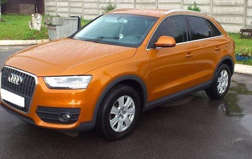 оранжевый Ауди Ку 3