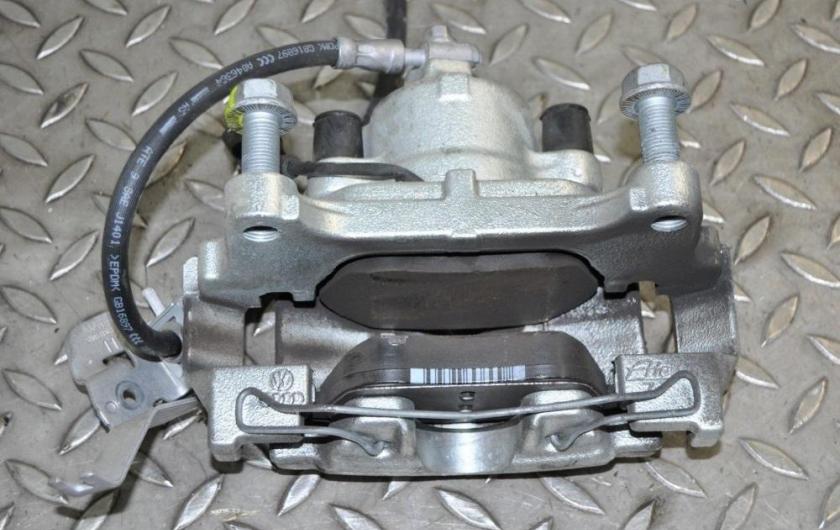 суппорт на Ауди Ку 3