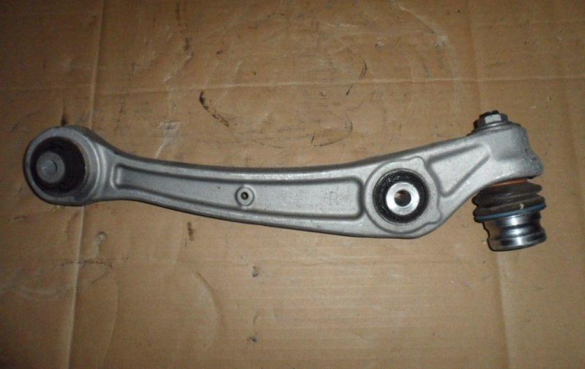 рычаг подвески на Q5