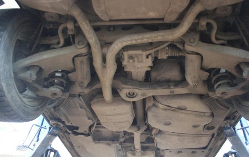 днище кроссовера Ауди