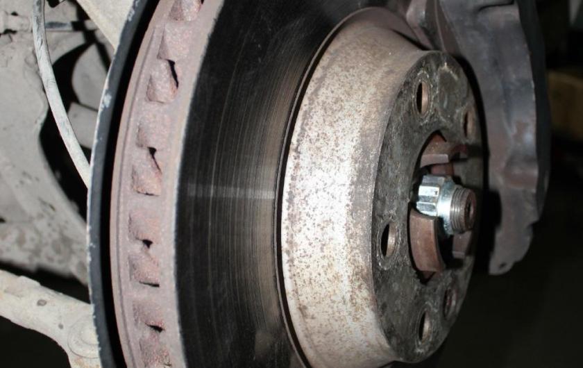 тормозной диск сбоку