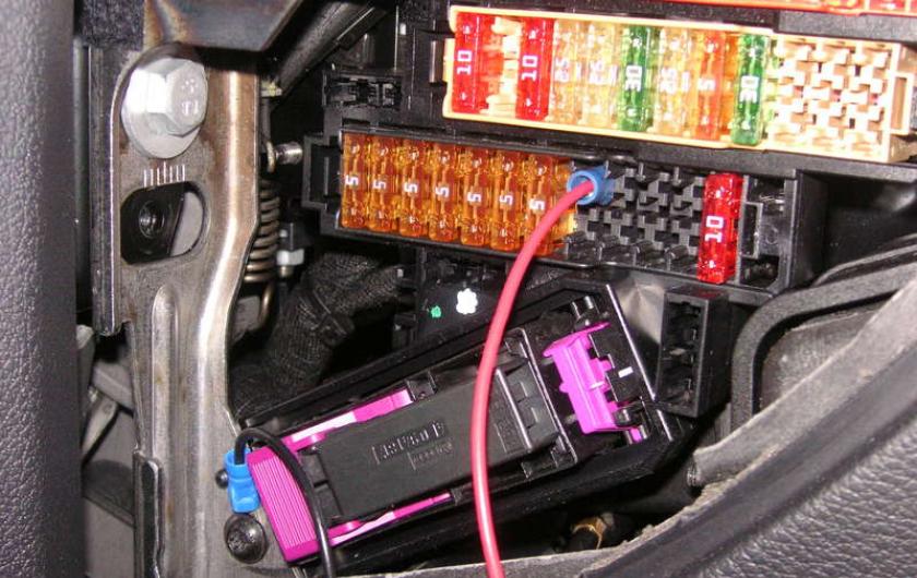 блок предохранителей на Q7