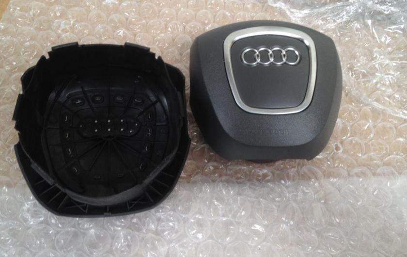 корпус подушки безопасности на Ауди