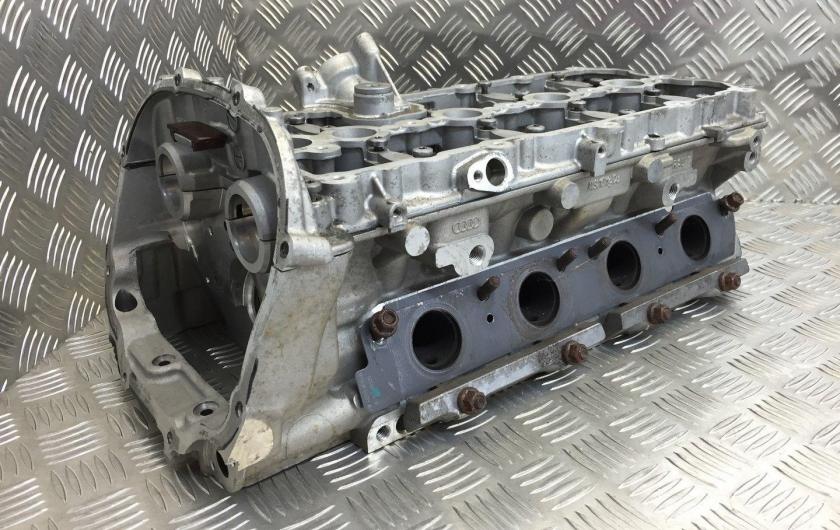 ГБЦ двигателя