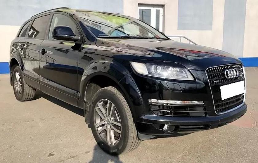 Ауди Q7