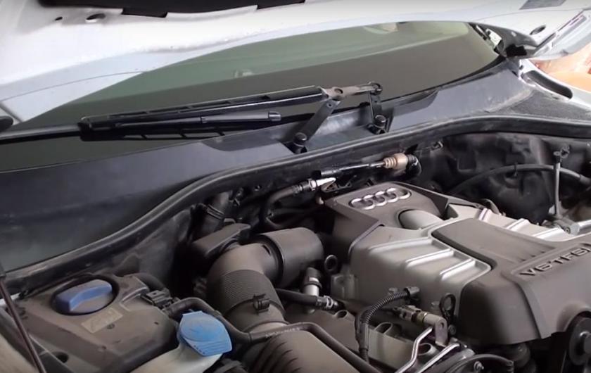 капот Ауди Q7