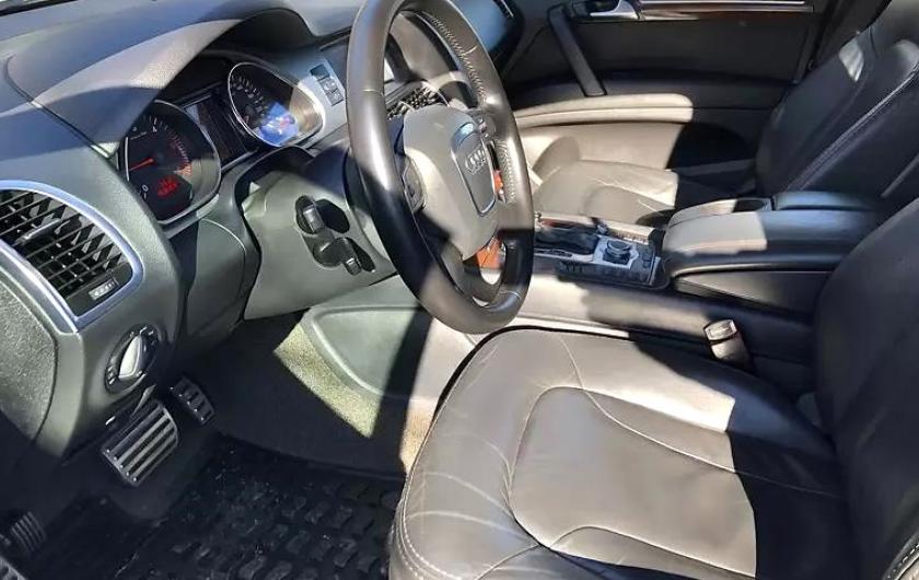 салон Ауди Q7
