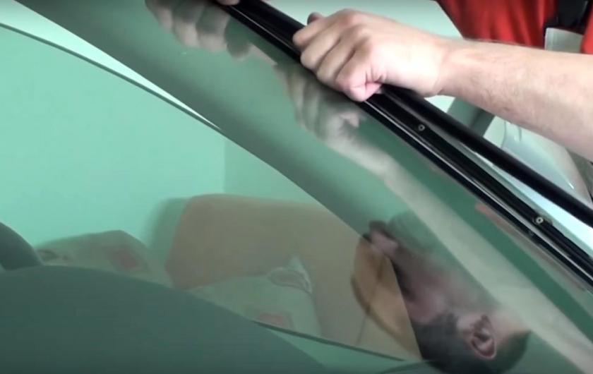 установка стекла на Ауди