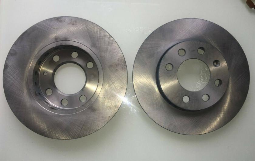 новые тормозные диски на а4