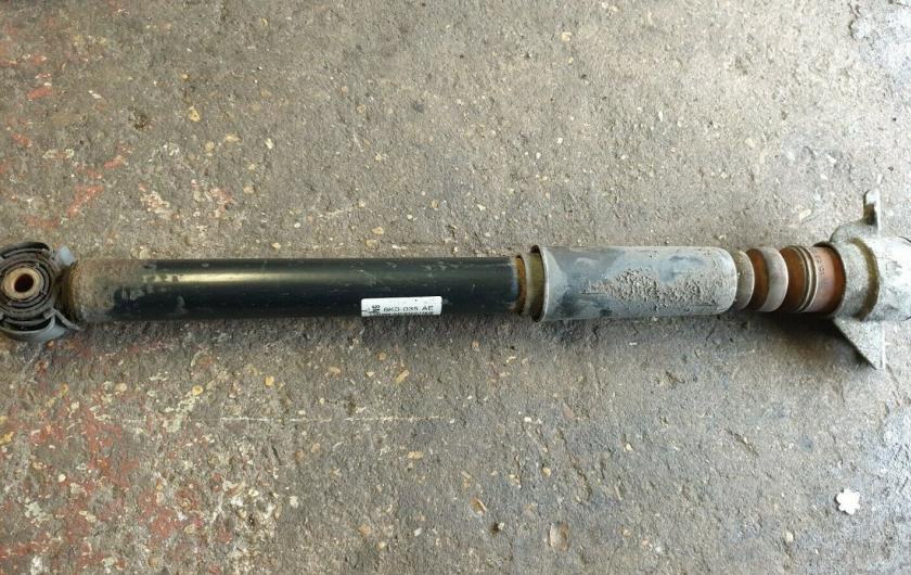 задняя амортизатизационная стойка ауди