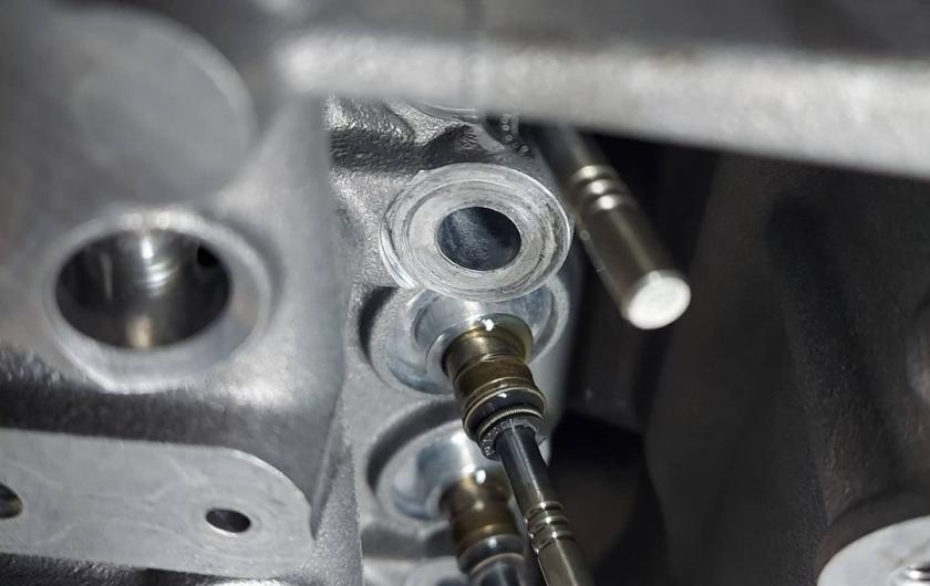 Замена маслосъемных колпачков на Ауди А4