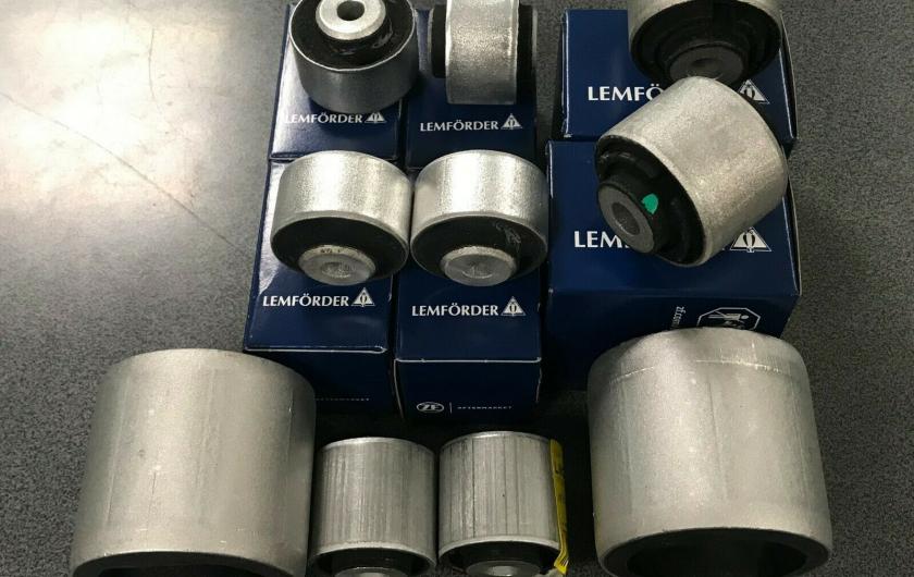 сайлентблоки передних рычагов Ауди А4