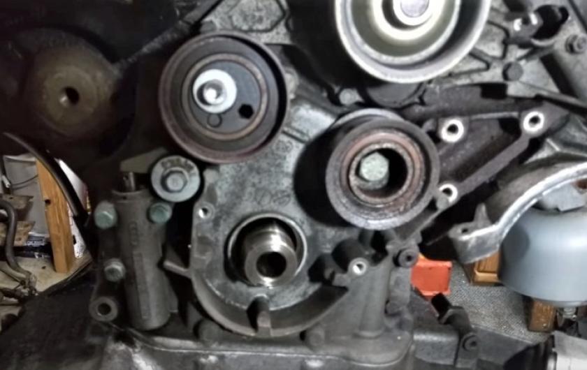 Замена сальника коленвала Ауди А4