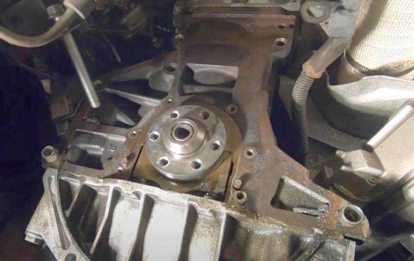 Замена заднего сальника коленвала Ауди А4