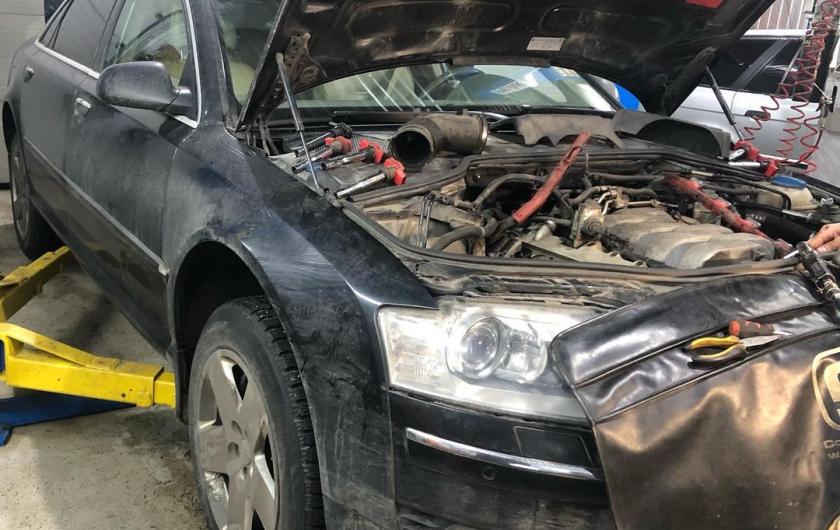 Замена помпы Ауди А8