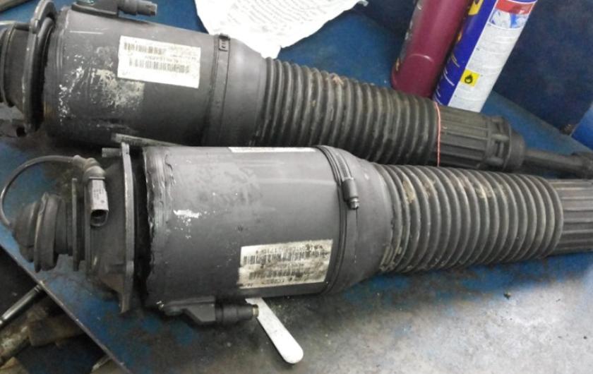 Пневмоамортизаторы Ауди А8