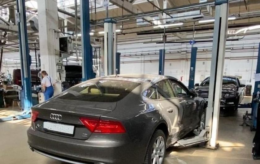 Ауди А7 в автосервисе