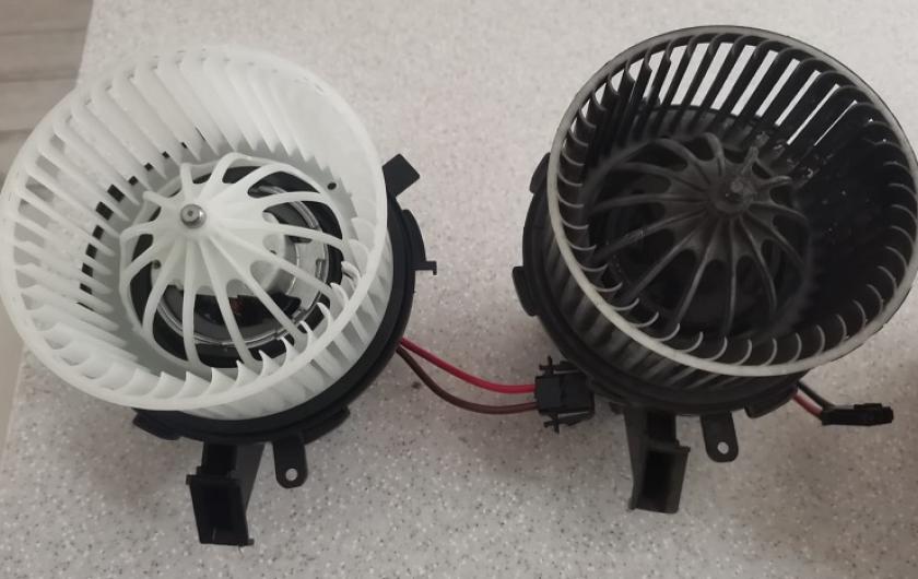 Старый и новый моторчики печки