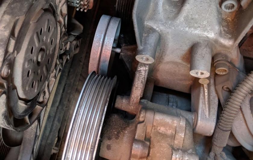 Замена приводного ремня Ауди Q5