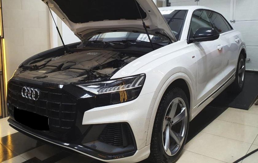 Подготовка Ауди Q8 к замене топливных форсунок