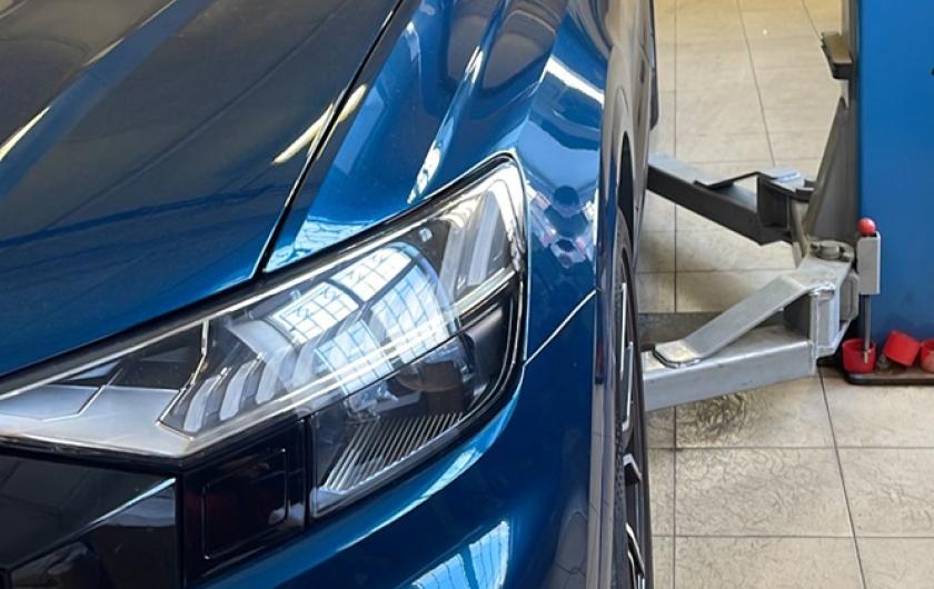 Подготовка Ауди Q8 к замене тормозных дисков