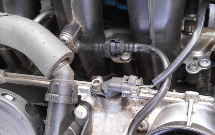 Замена датчика распредвала Ауди Q3