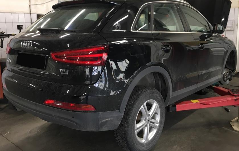 Ауди Q3 в процессе замены сайлентблоков подрамника