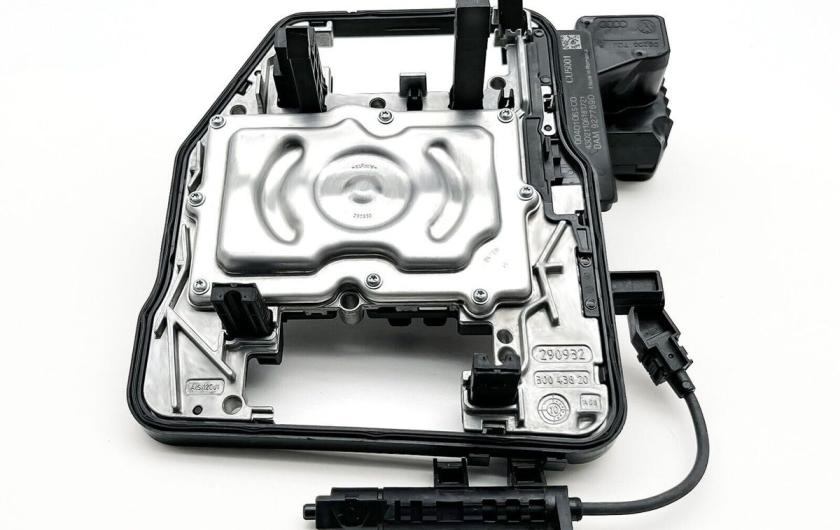 Мехатроник разобран для ремонта