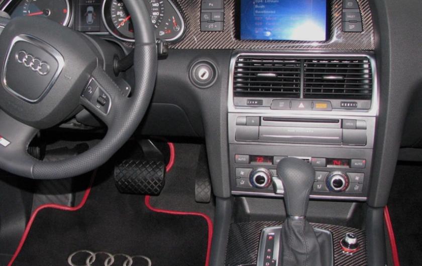 Ремонт приборной панели Ауди Q7