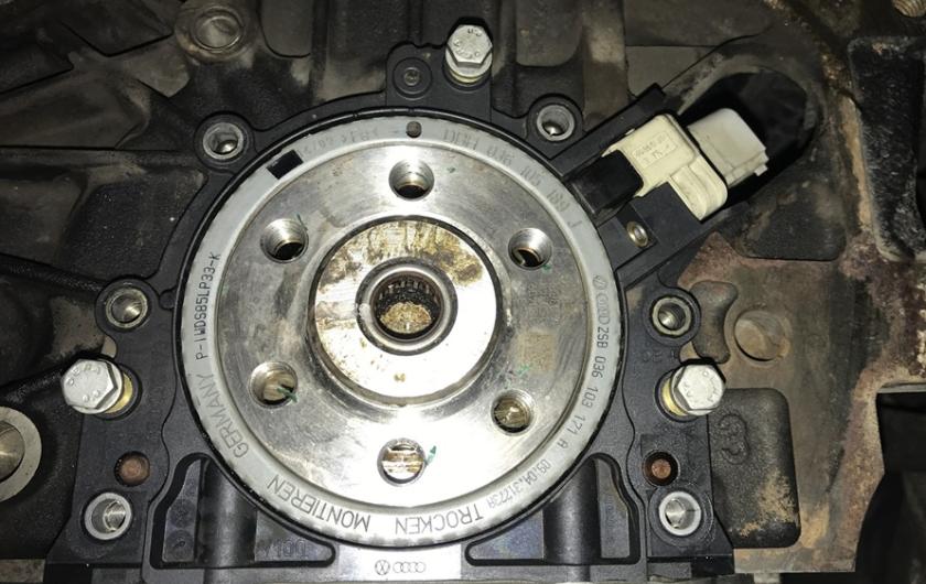 Замена заднего сальника коленвала Ауди А3