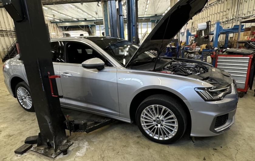 Ауди А6 в процессе ремонта ГБЦ